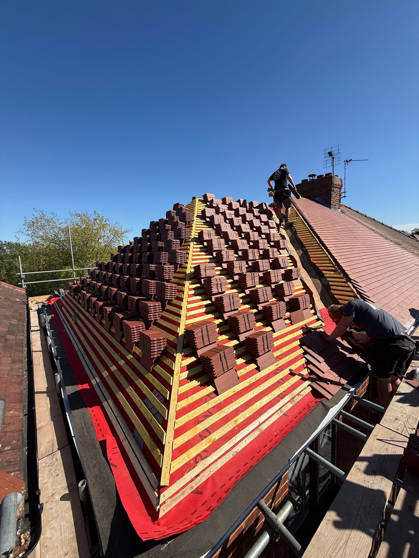 Tiled roof detailing by JDL Roofing